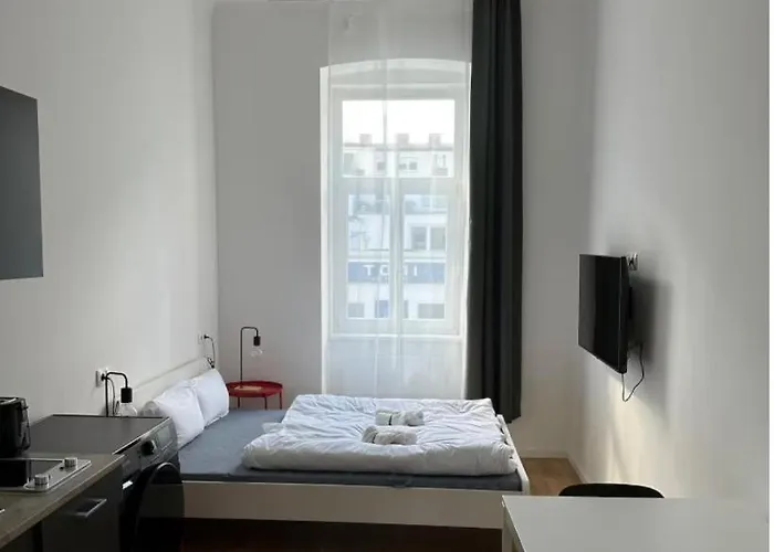 Διαμέρισμα Modern Near Schoenbrunn Palace *