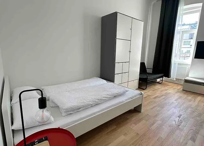 דירה Modern Near Schoenbrunn Palace *